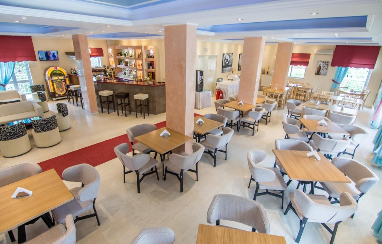 Primavera Hotel Gazátika エクステリア 写真