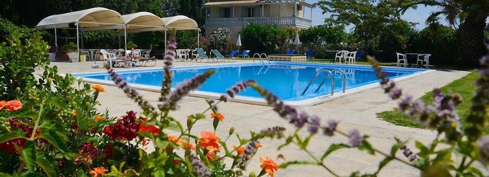 Primavera Hotel Gazátika エクステリア 写真